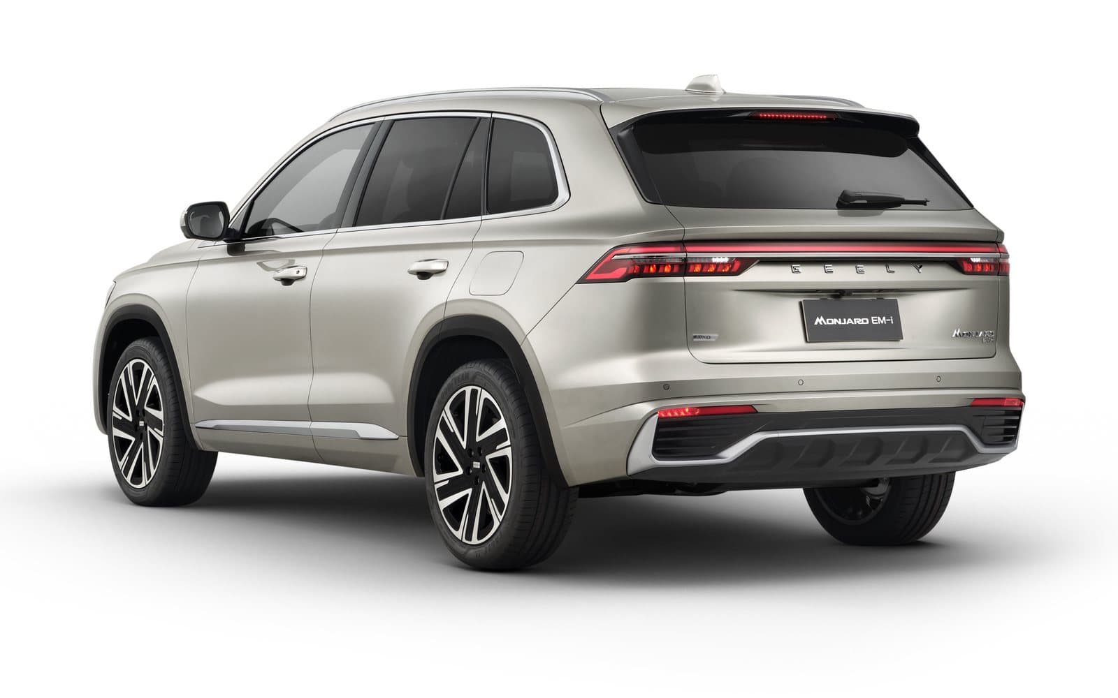 Geely Monjaro EM-i, vista trasera tres cuartos
