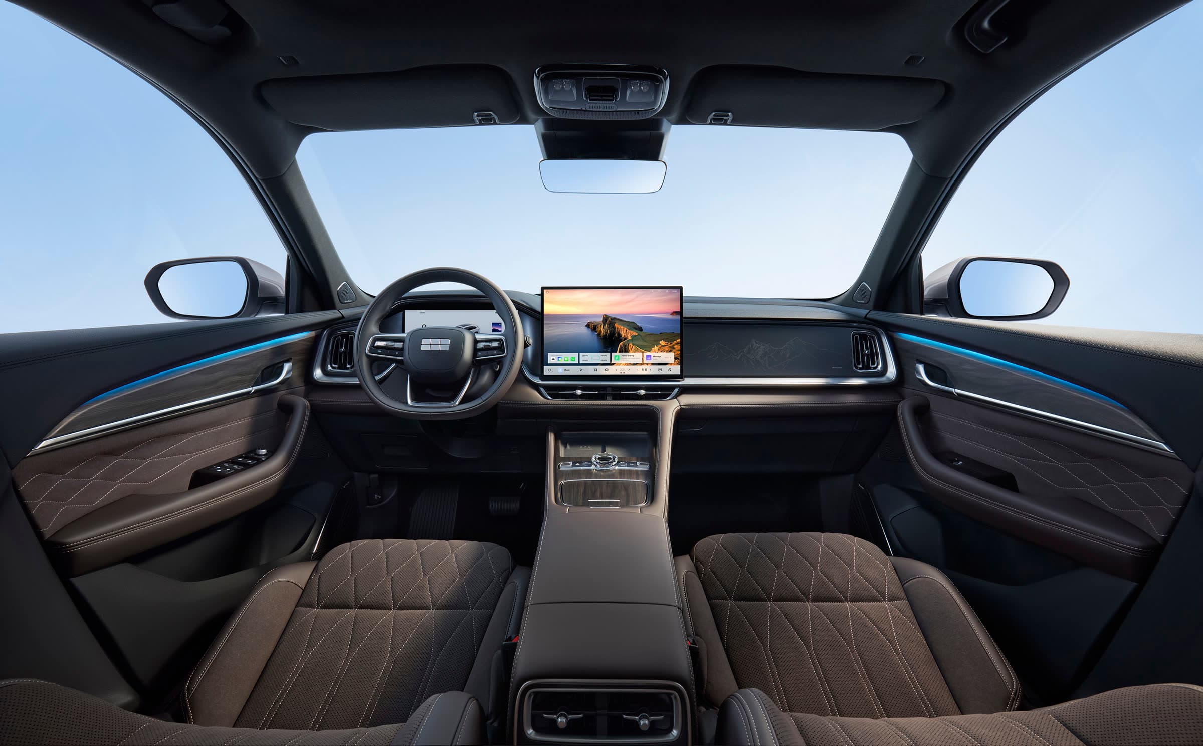 Salpicadero del Geely Monjaro EM-i con la pantalla multimedia de 15,4 pulgadas